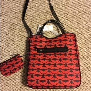 New Lulu kiss tote with extra